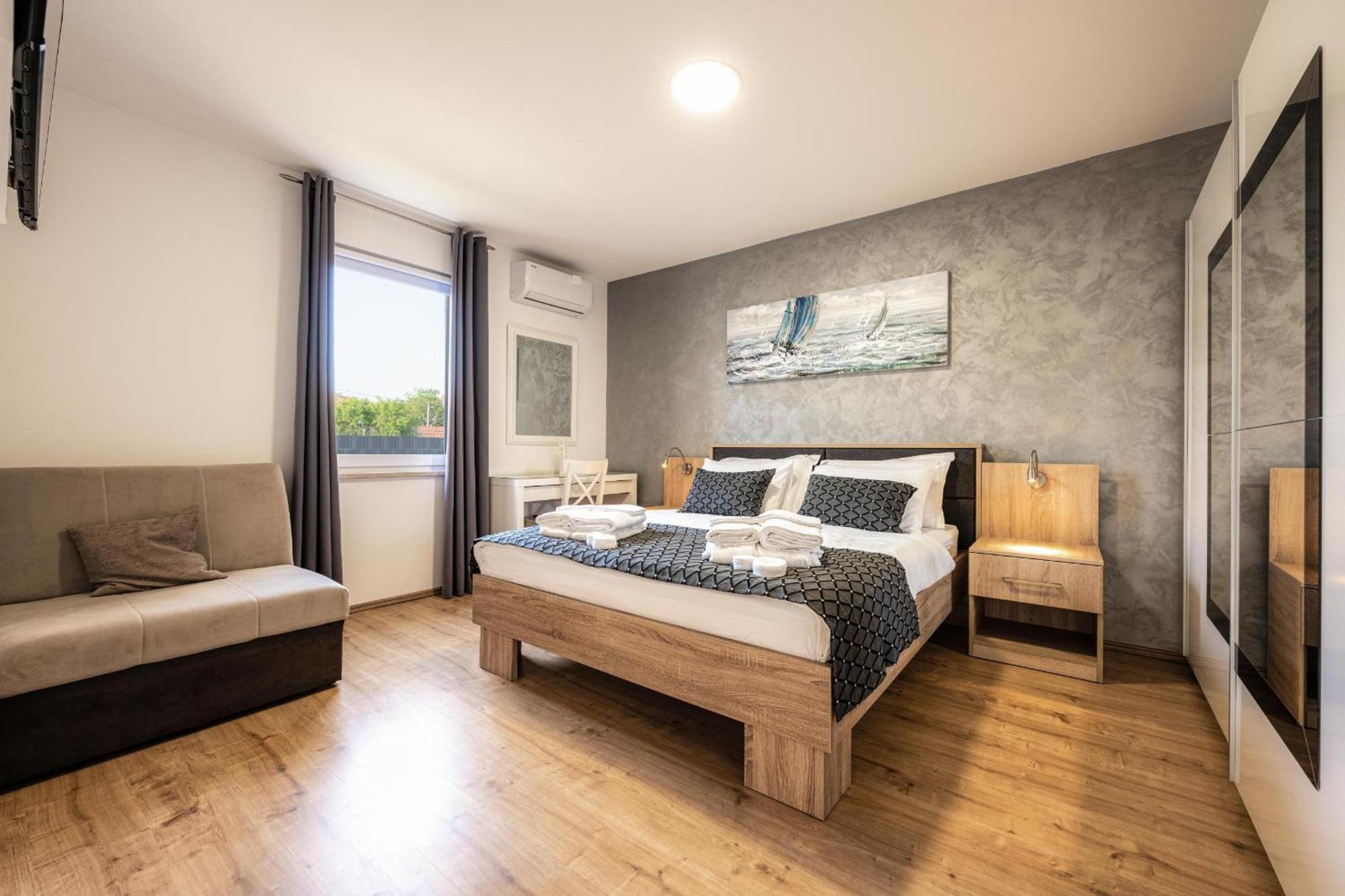 Villa Beauty With Heated Pool And Jacuzzi Kanfanar Extérieur photo